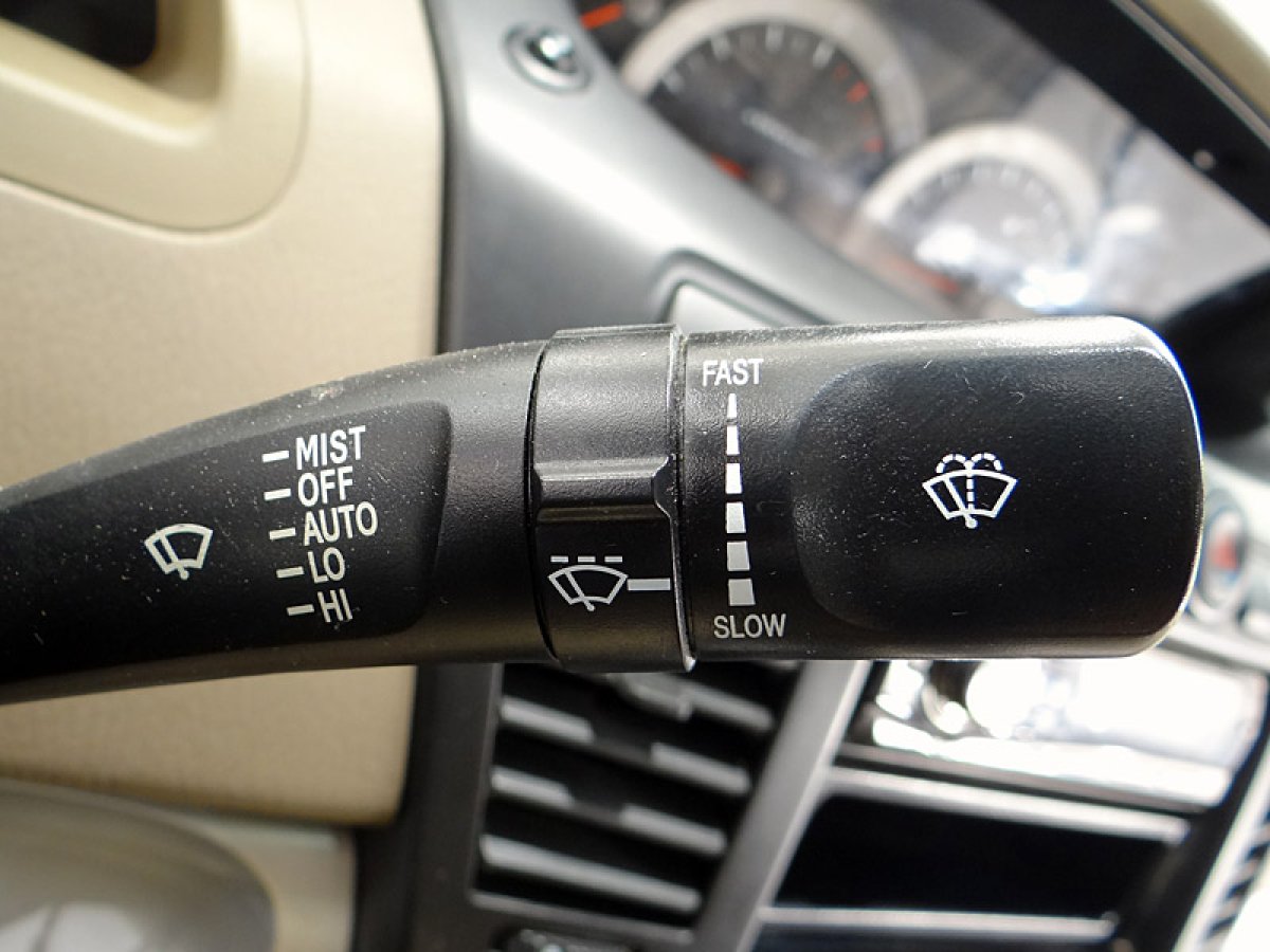 Foto Ssangyong Rodius 37