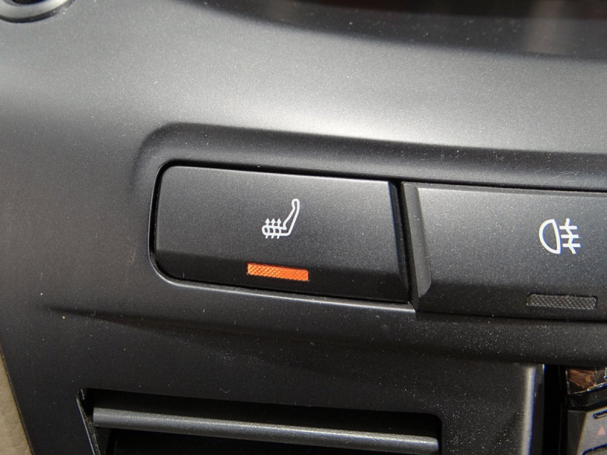 Foto Ssangyong Rodius 42