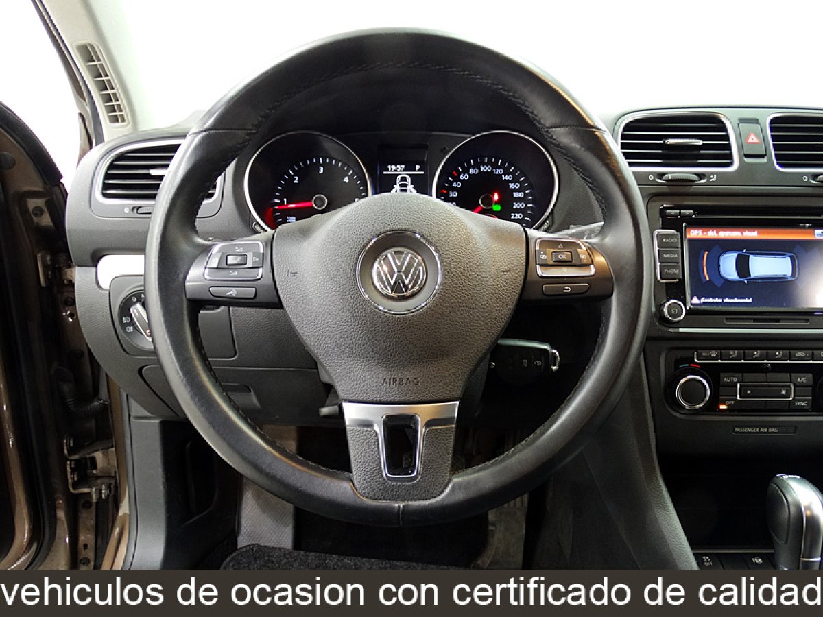 Foto Volkswagen Golf 23