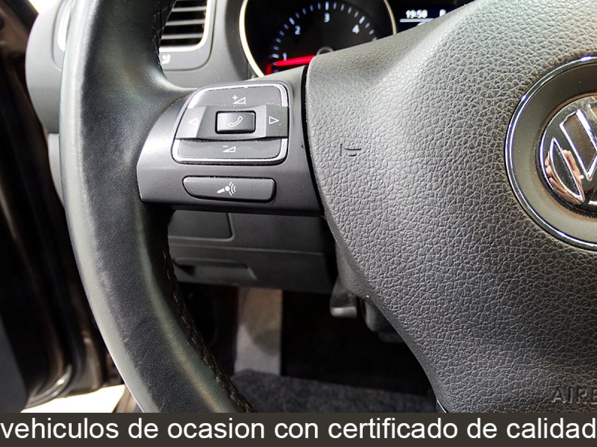 Foto Volkswagen Golf 27
