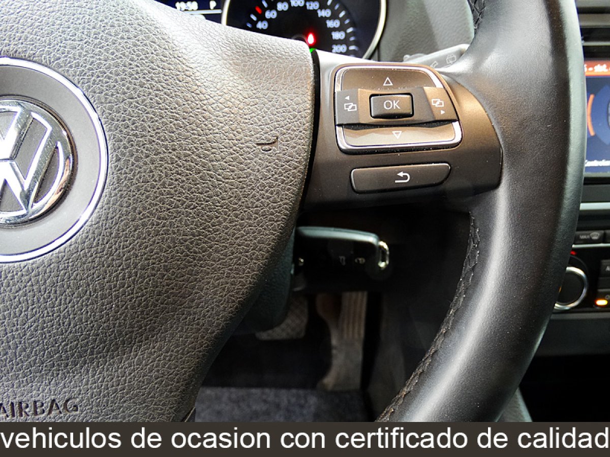 Foto Volkswagen Golf 28