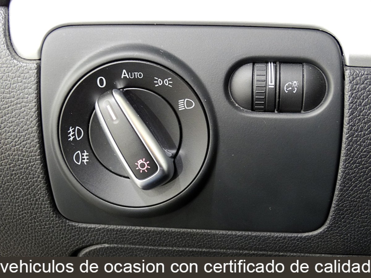 Foto Volkswagen Golf 31
