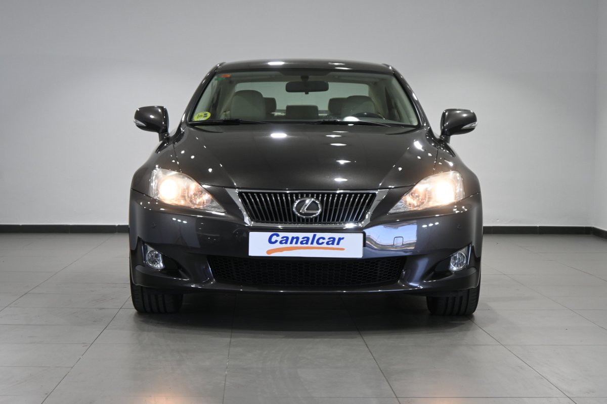 Foto Lexus IS 2