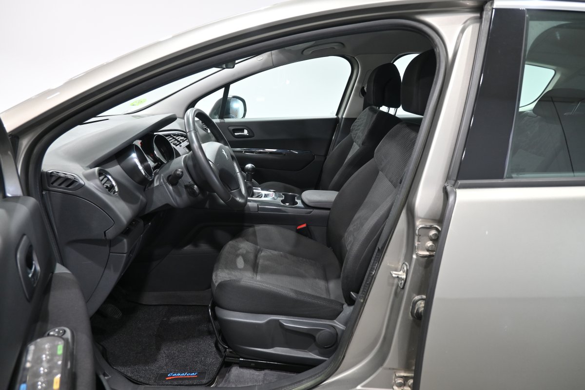 Foto Peugeot 3008 10