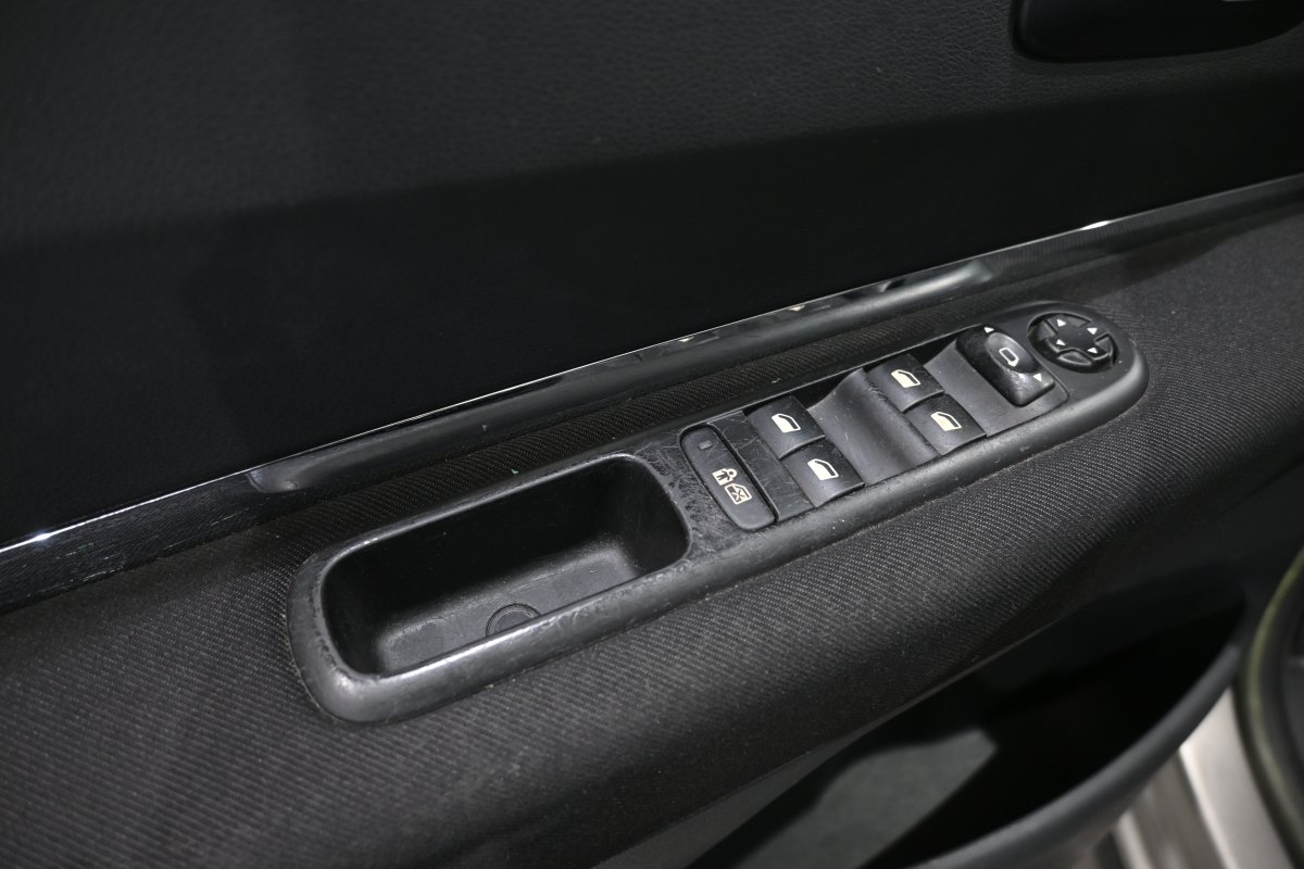 Foto Peugeot 3008 23