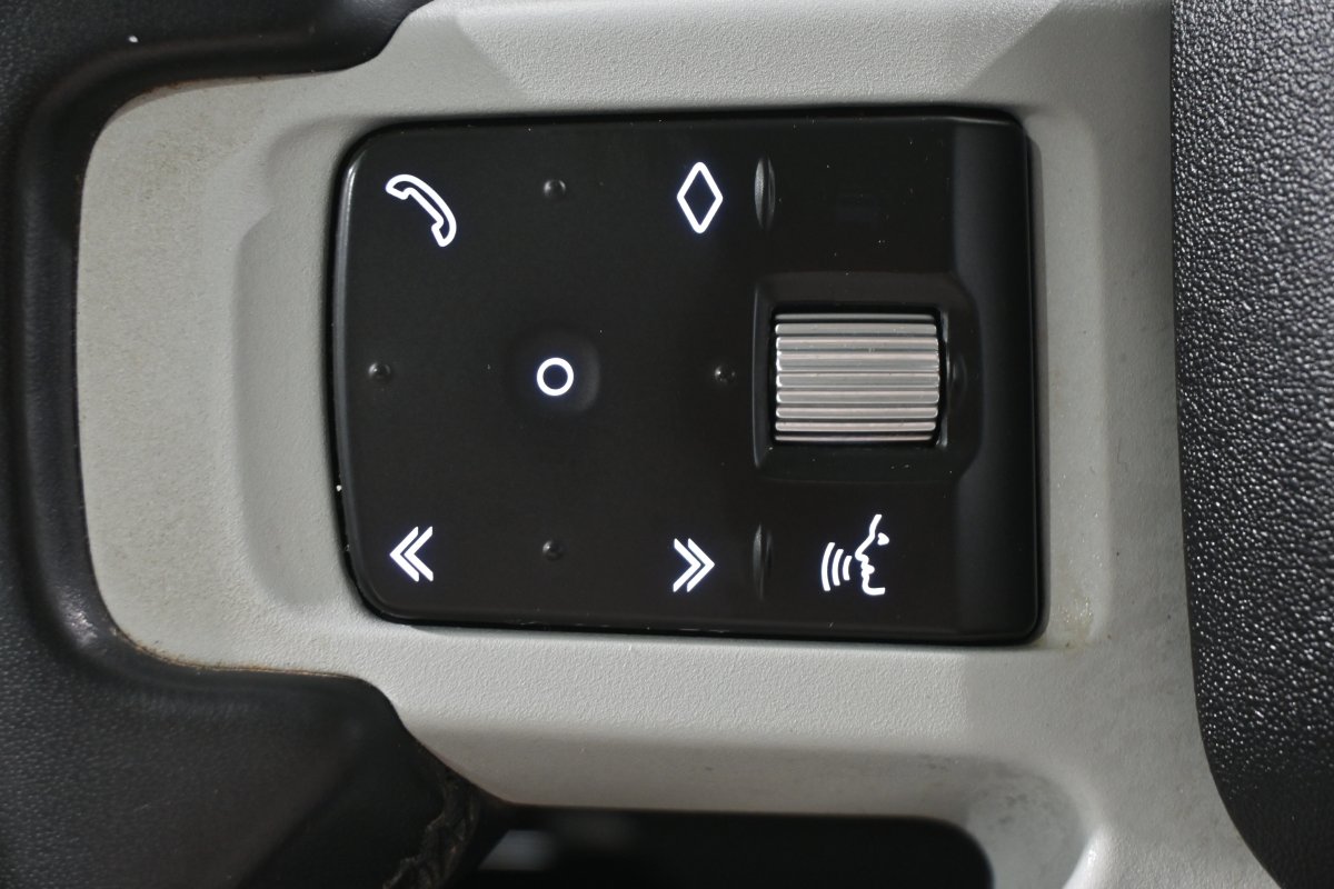 Foto Land Rover Defender 26