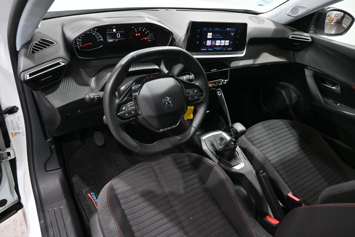 Foto Peugeot 2008 9
