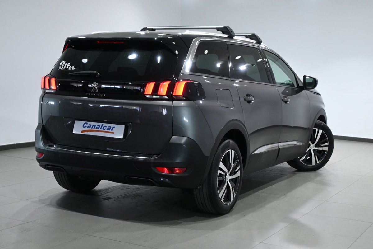 Foto Peugeot 5008 4
