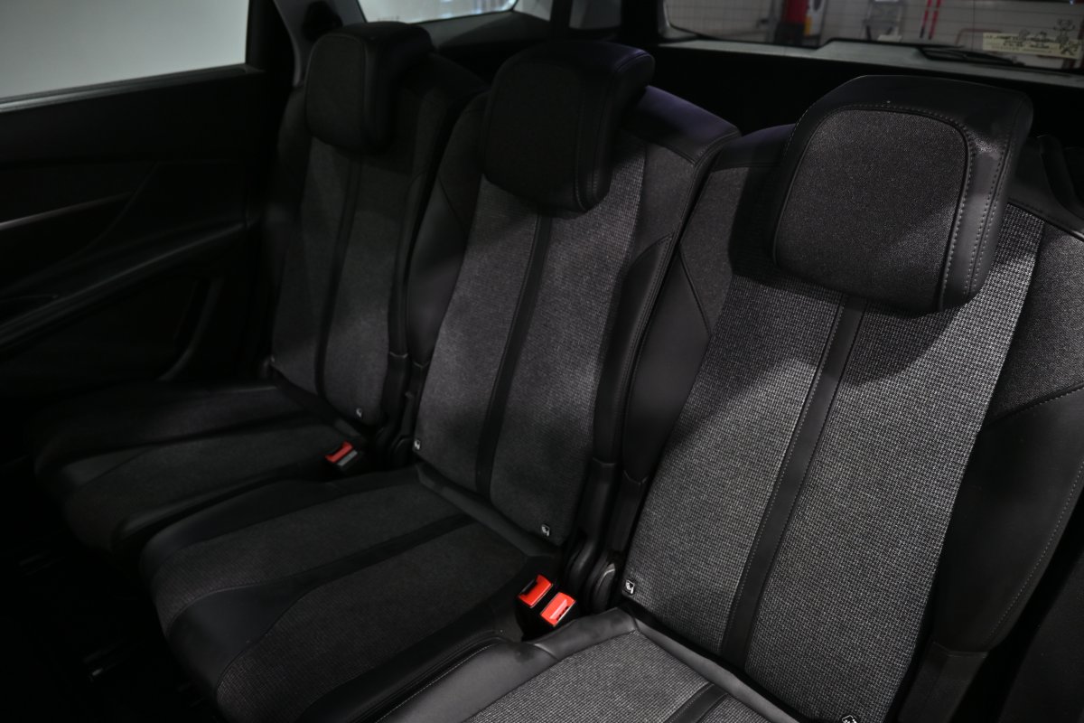 Foto Peugeot 5008 12