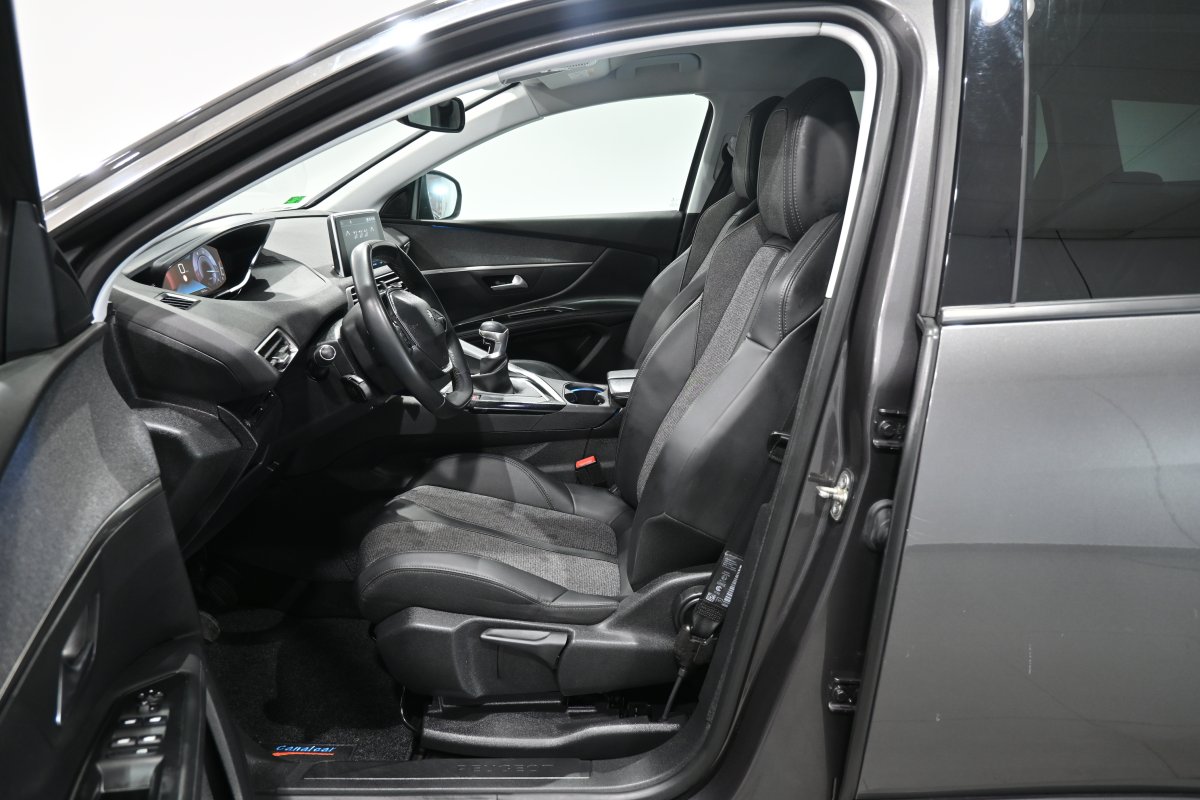 Foto Peugeot 5008 10