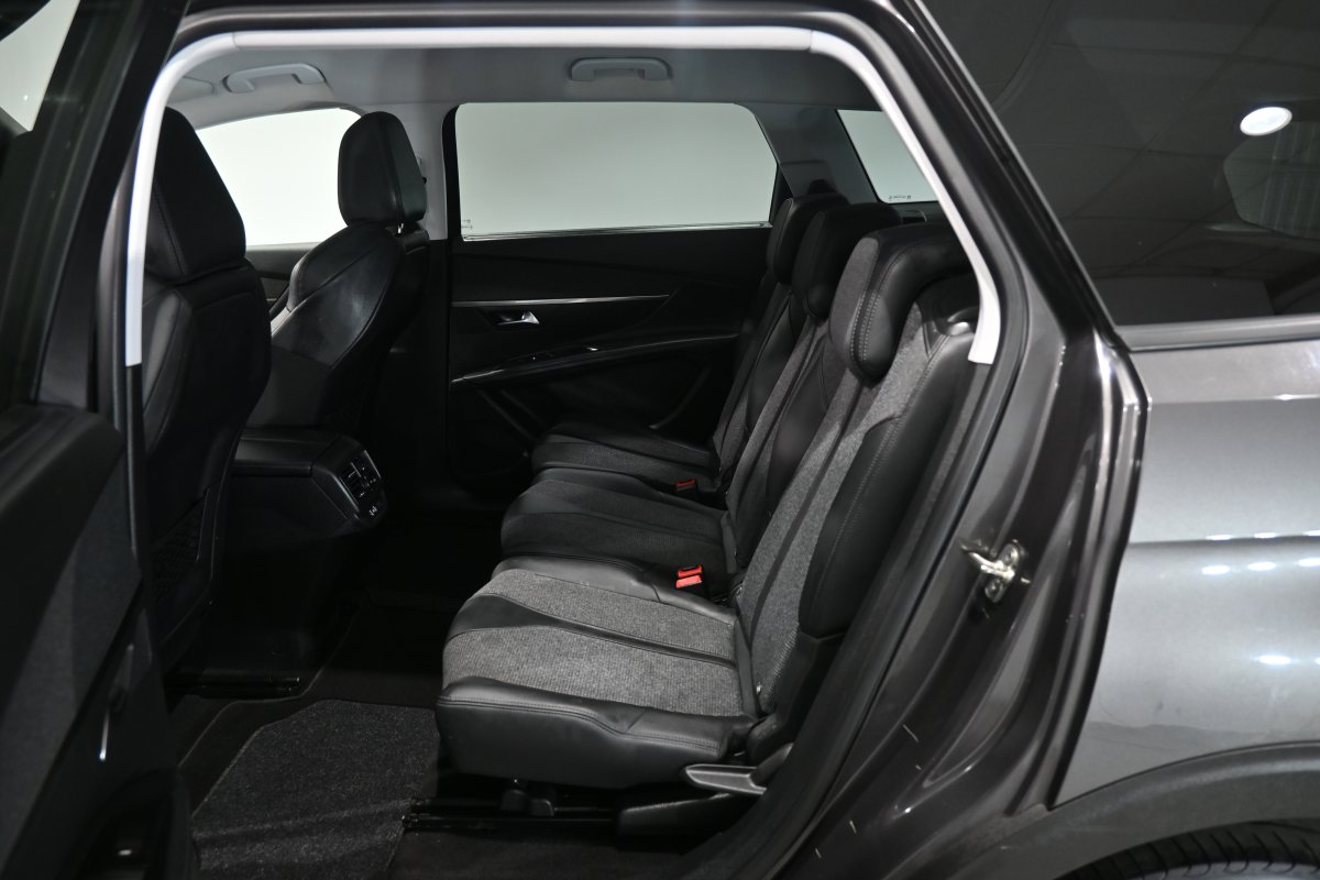 Foto Peugeot 5008 11
