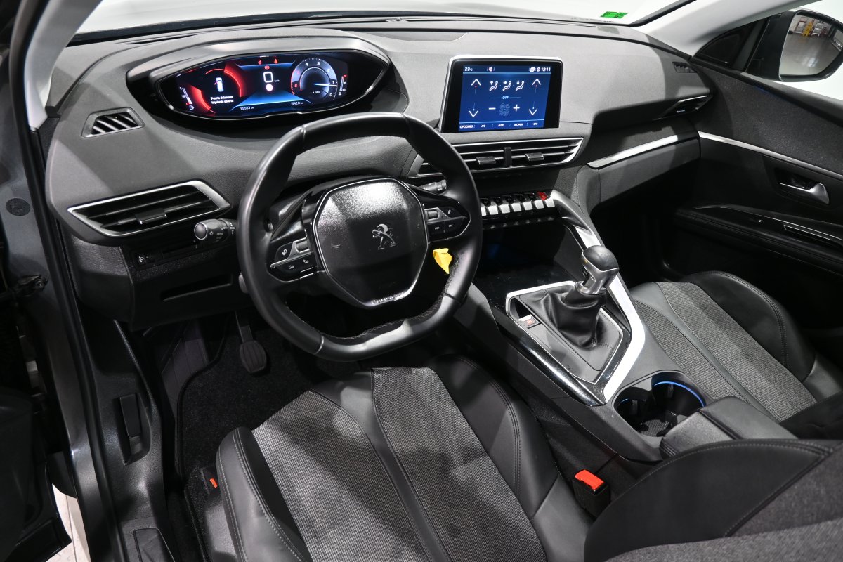 Foto Peugeot 5008 9