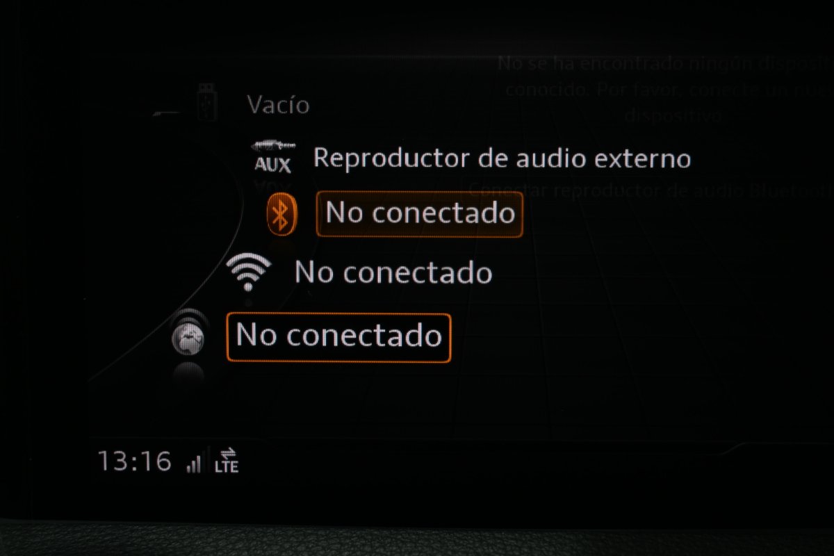 Foto Audi Q2 13