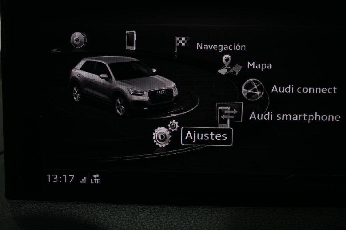 Foto Audi Q2 14