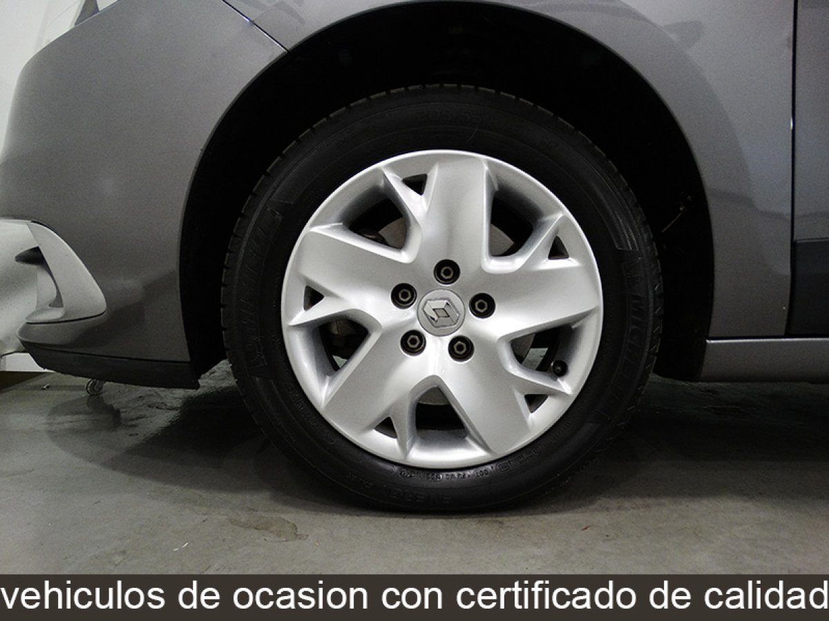 Foto Renault Scenic 26