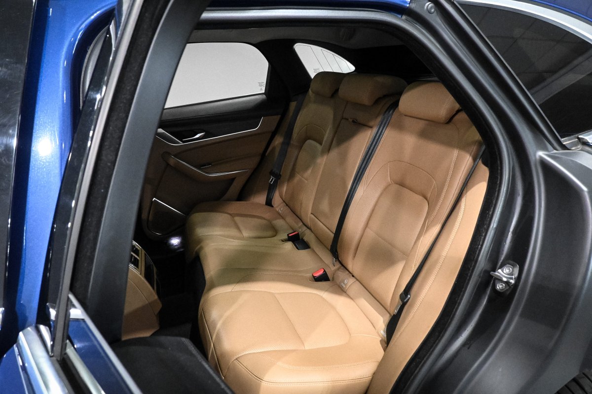 Foto Jaguar F-PACE 13