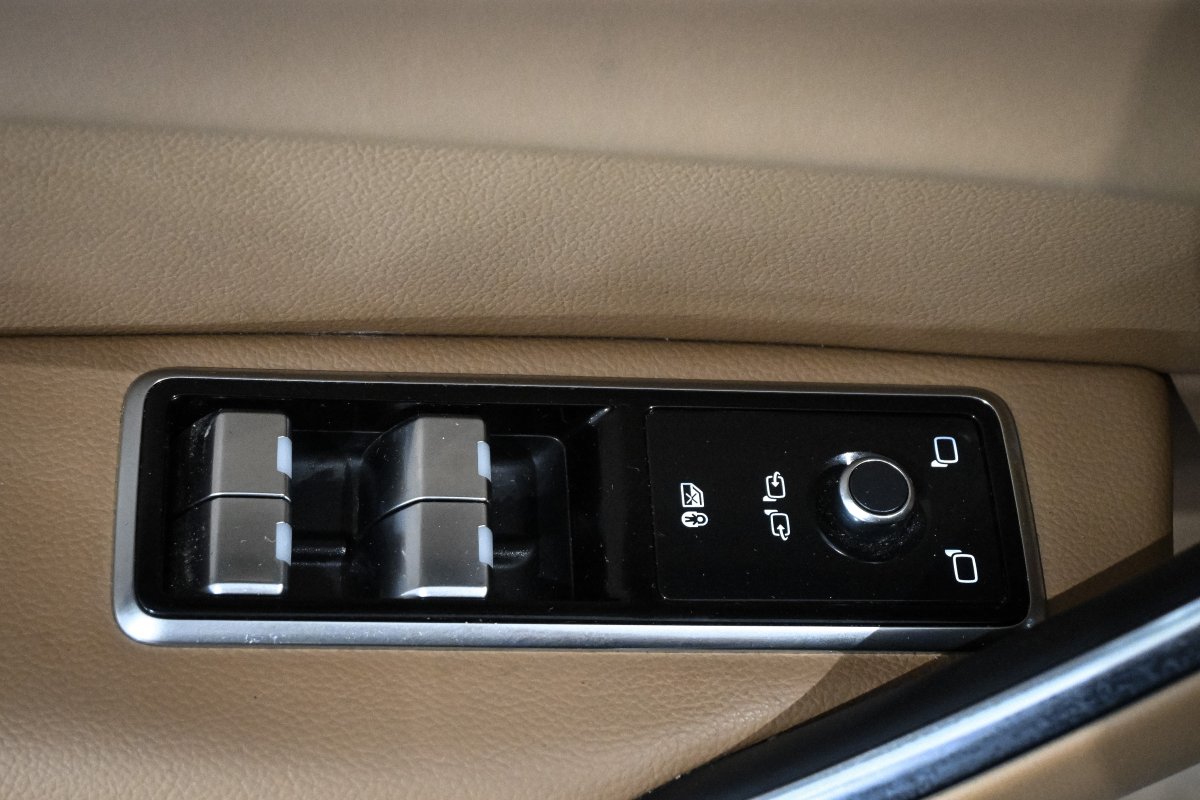 Foto Jaguar F-PACE 45