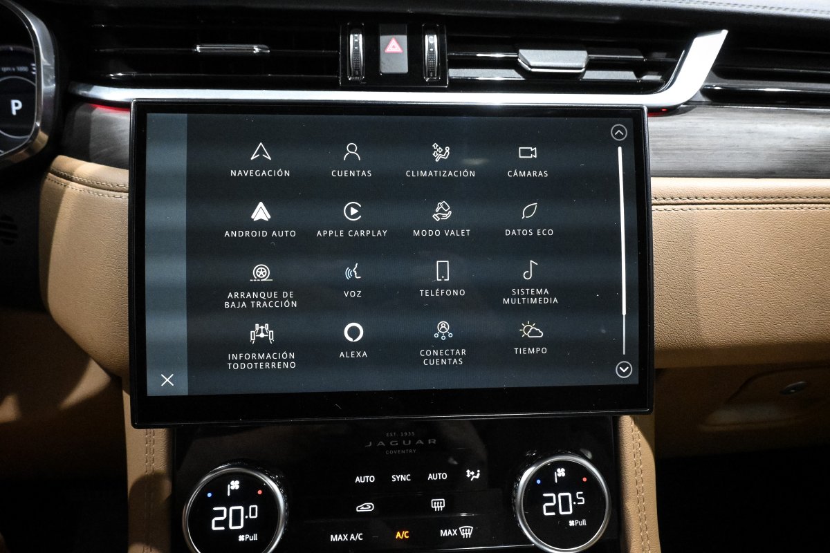 Foto Jaguar F-PACE 19