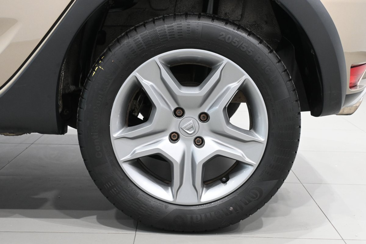 Foto Dacia Sandero 24