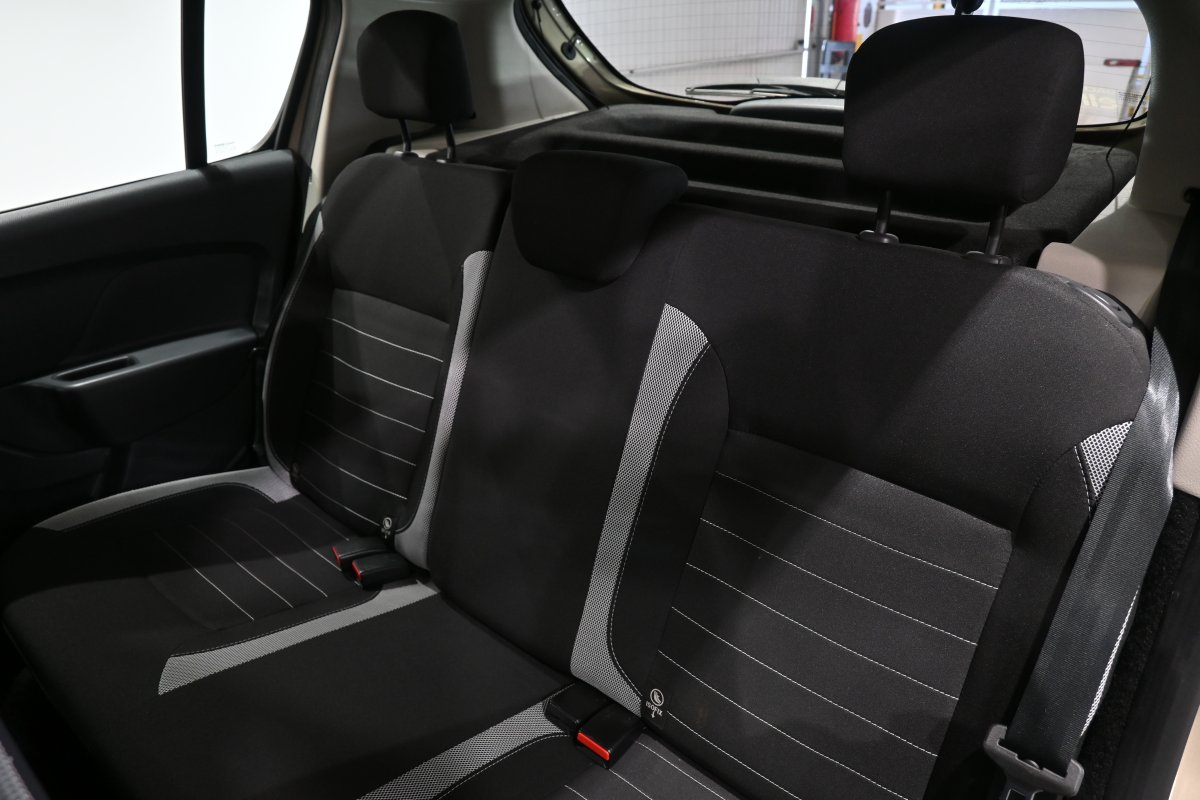 Foto Dacia Sandero 12