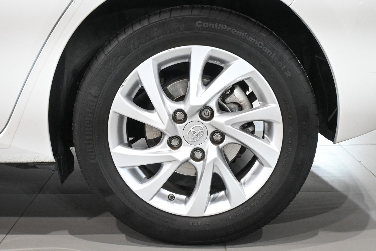 Foto Toyota Auris 30