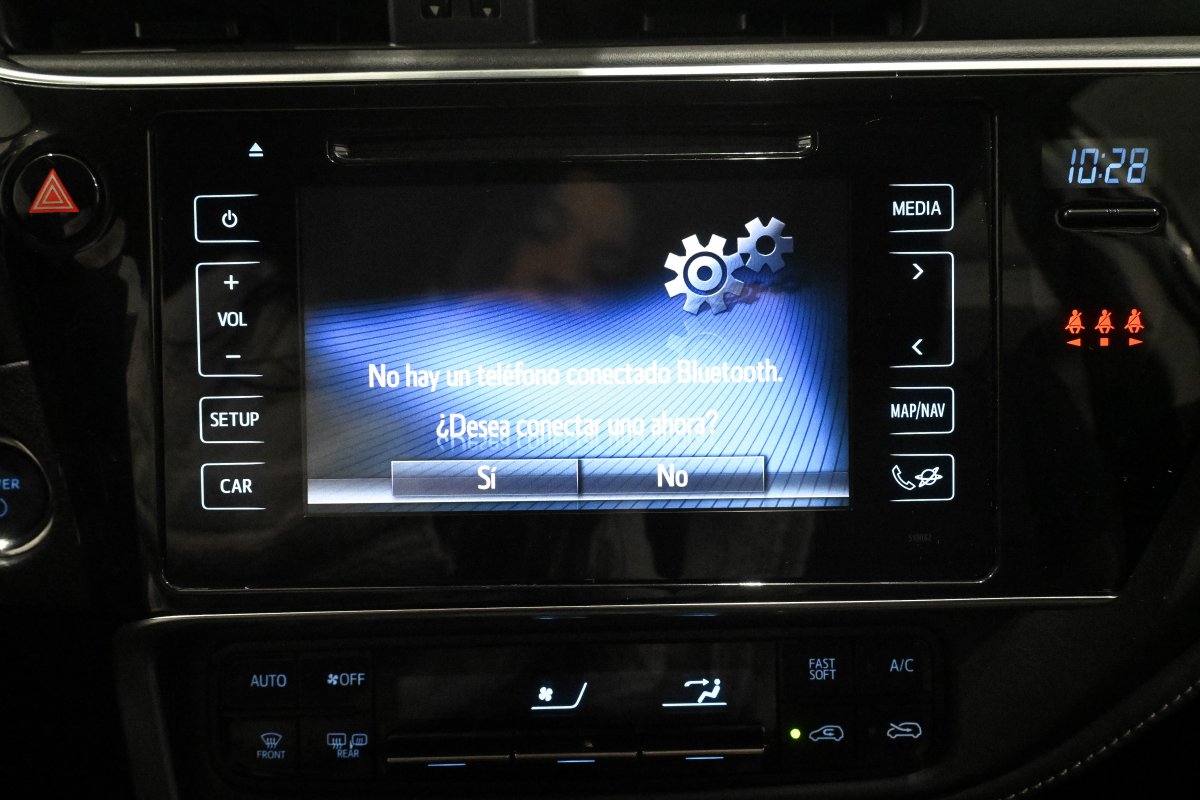 Foto Toyota Auris 13