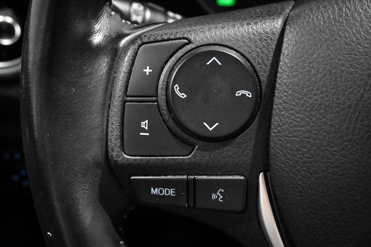 Foto Toyota Auris 25