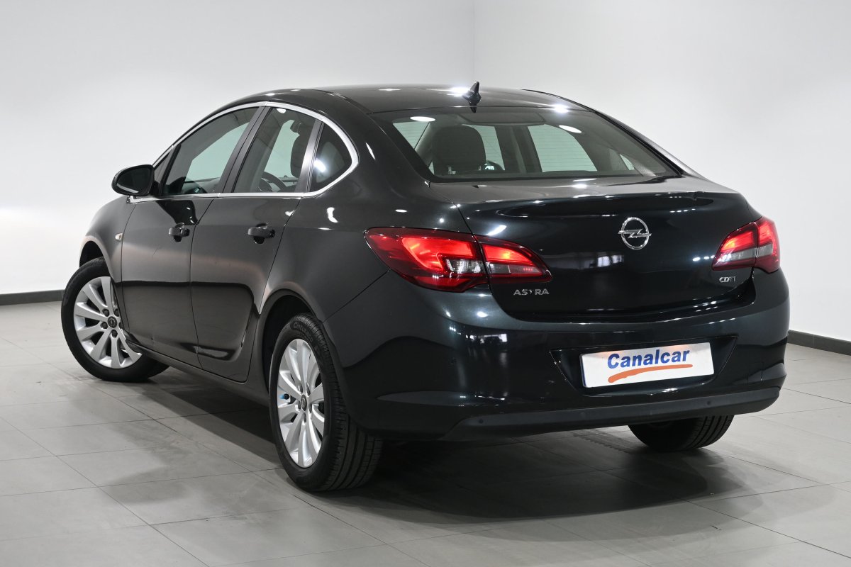 Foto Opel Astra 6