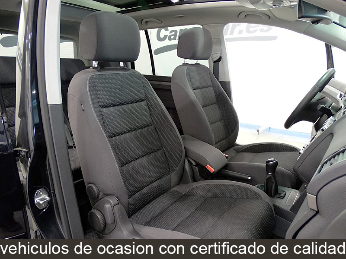 Foto Volkswagen Touran 18