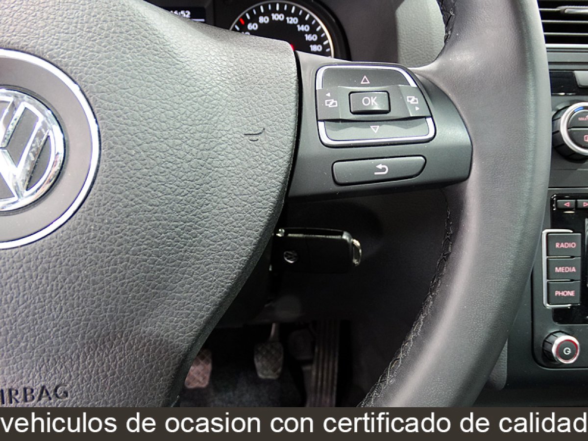 Foto Volkswagen Touran 26