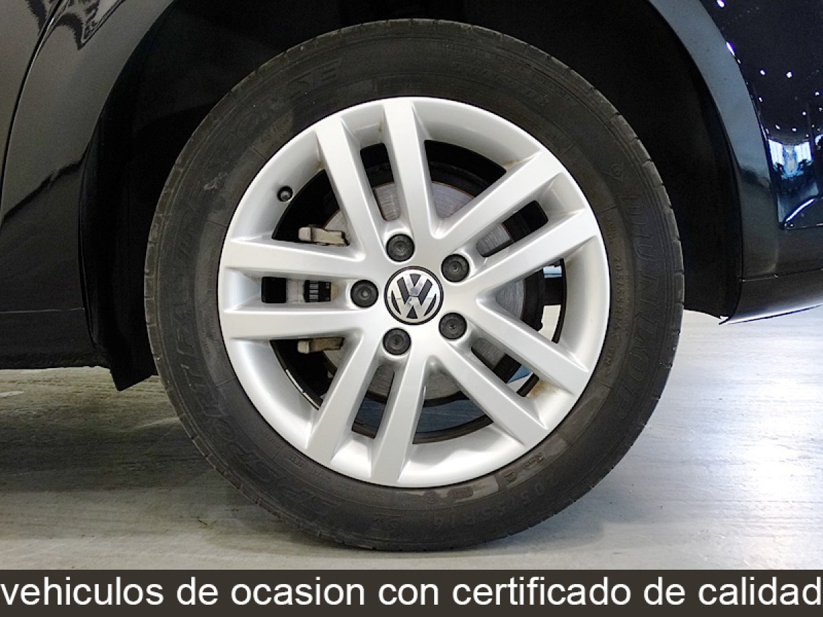 Foto Volkswagen Touran 32