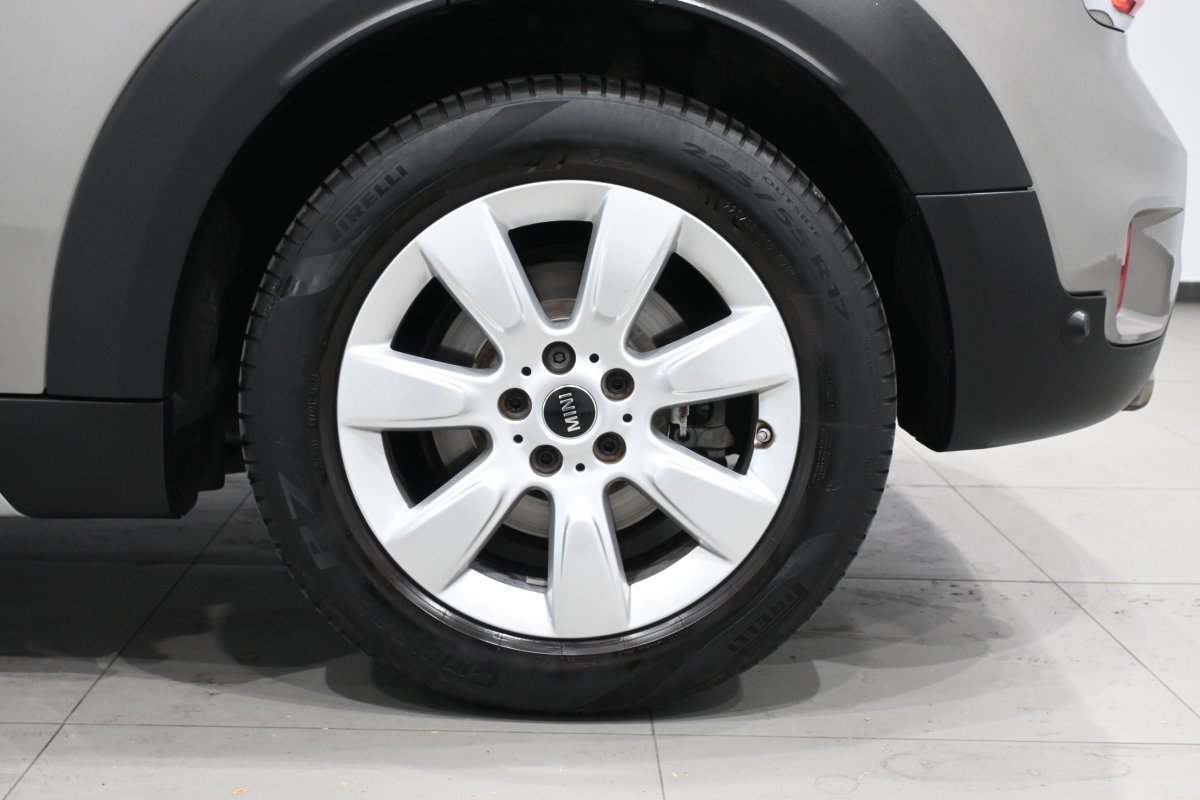 Foto Mini Countryman 28