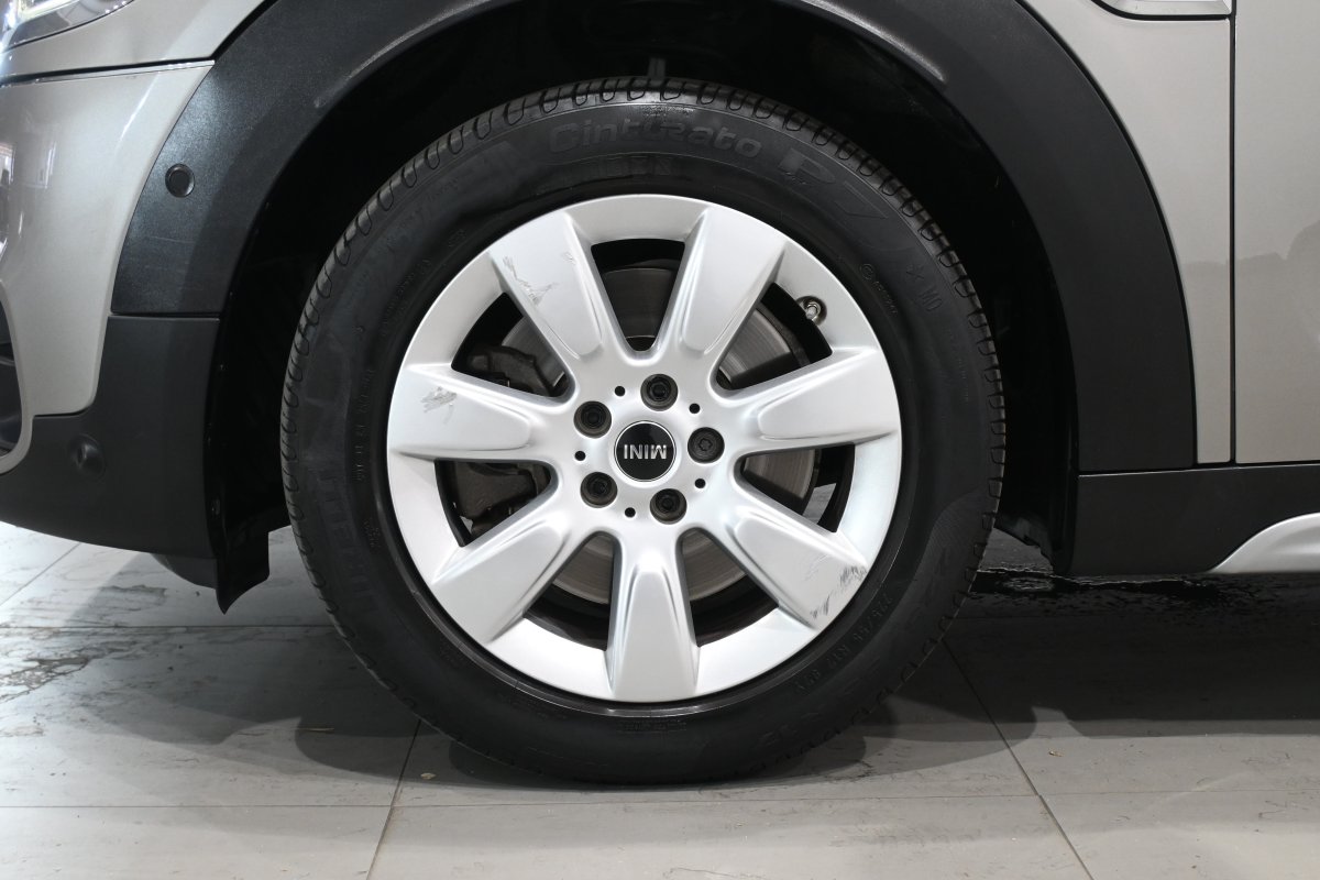 Foto Mini Countryman 27