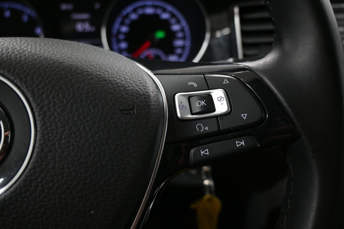 Foto Volkswagen Golf 21
