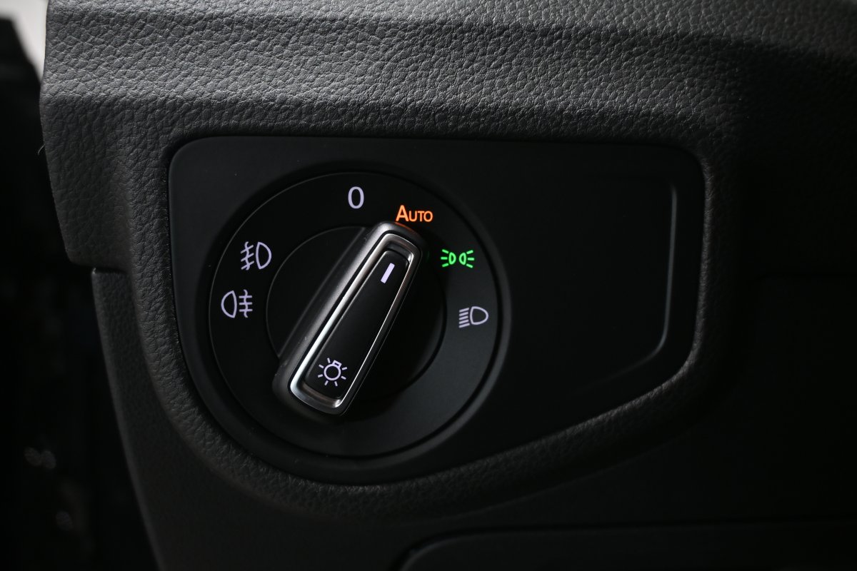 Foto Volkswagen Golf 24
