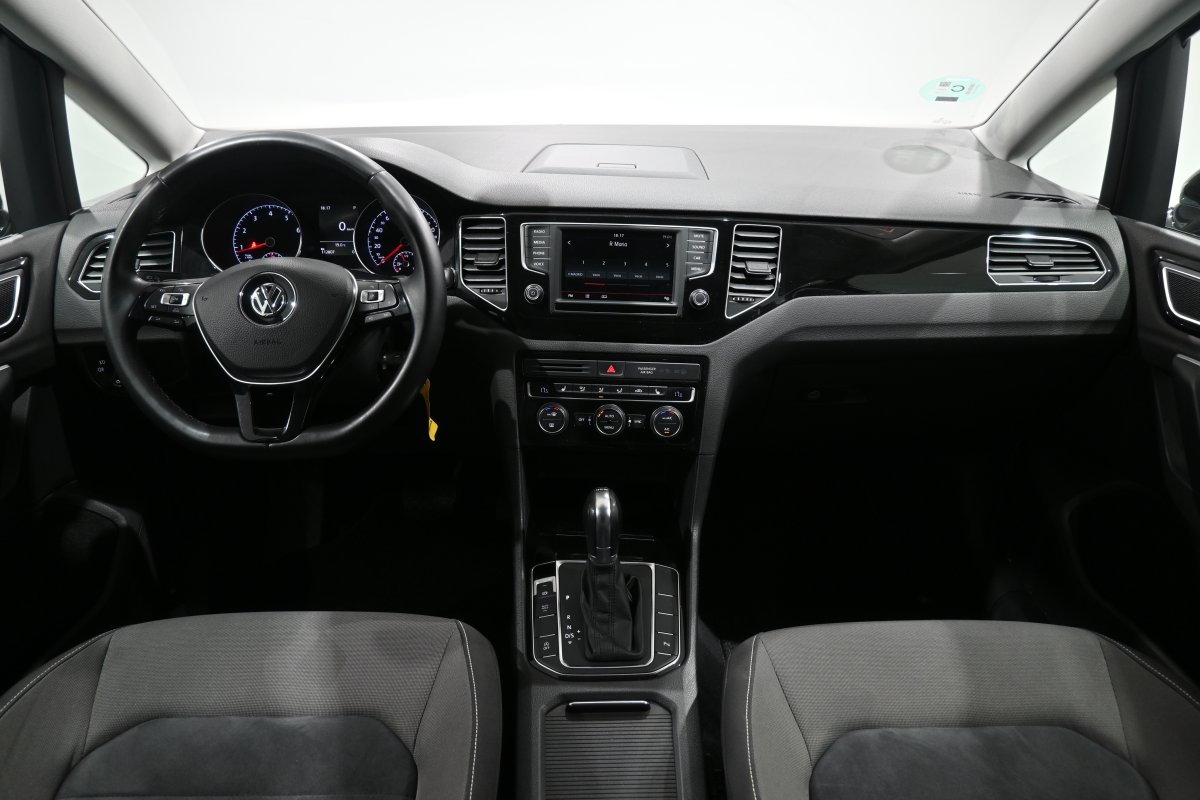 Foto Volkswagen Golf 18