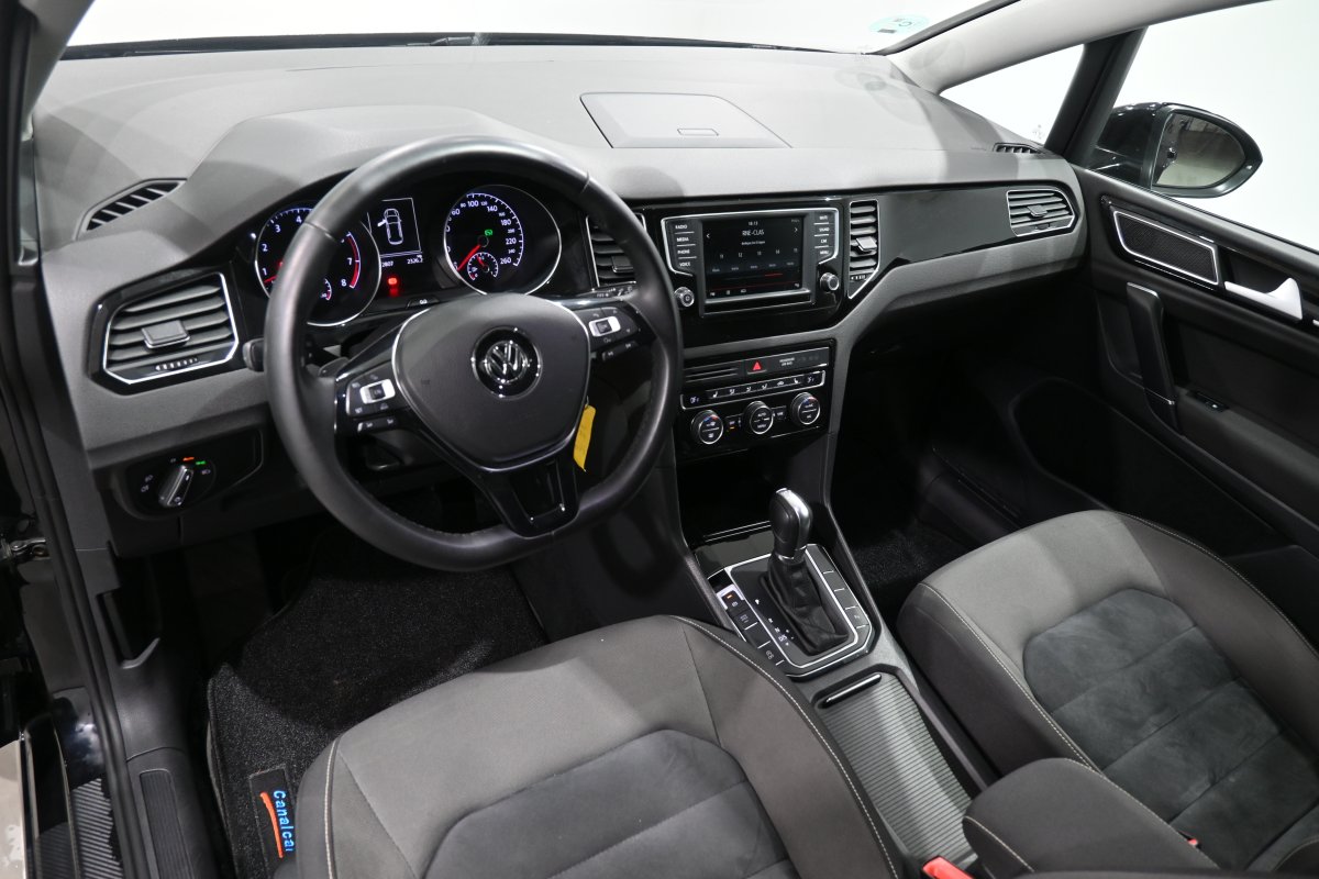 Foto Volkswagen Golf 9