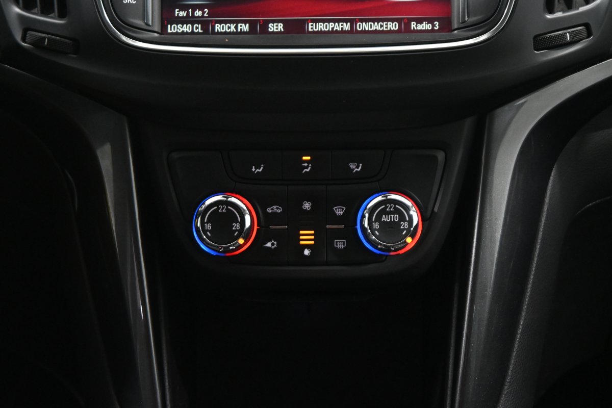 Foto Opel Zafira 14