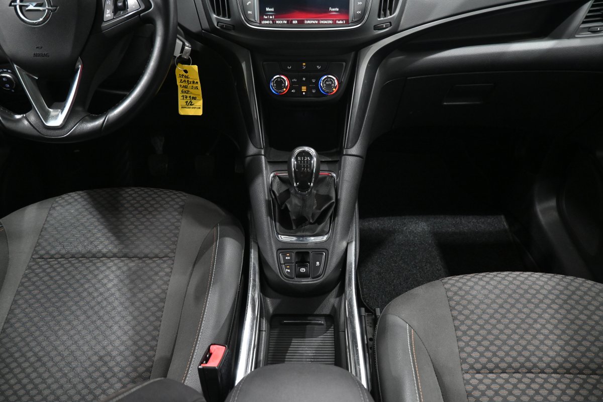 Foto Opel Zafira 15