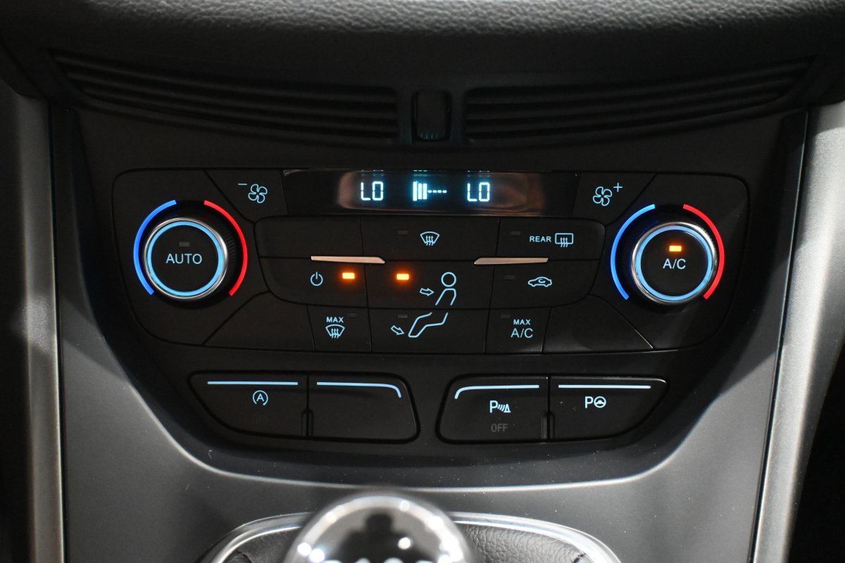 Foto Ford Kuga 16