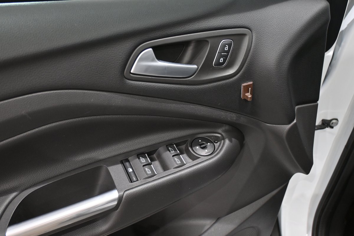 Foto Ford Kuga 25
