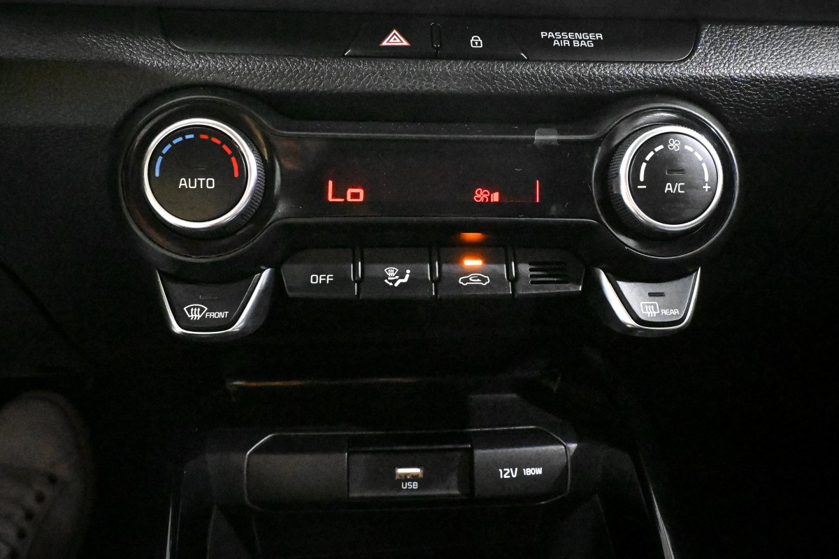 Foto Kia Stonic 16