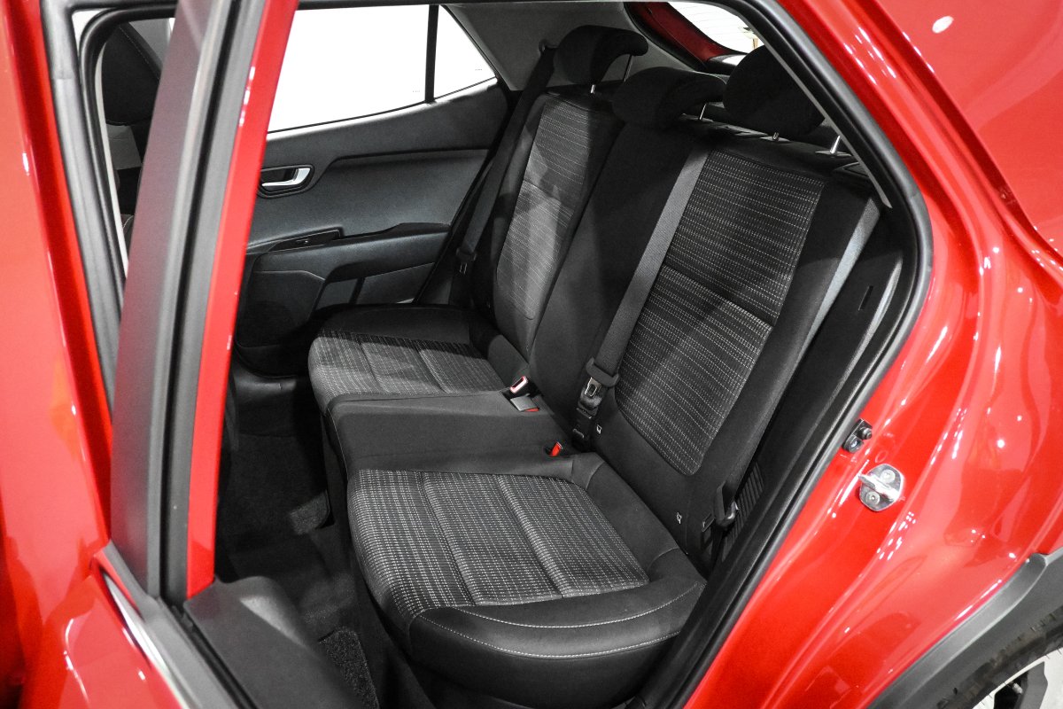 Foto Kia Stonic 11