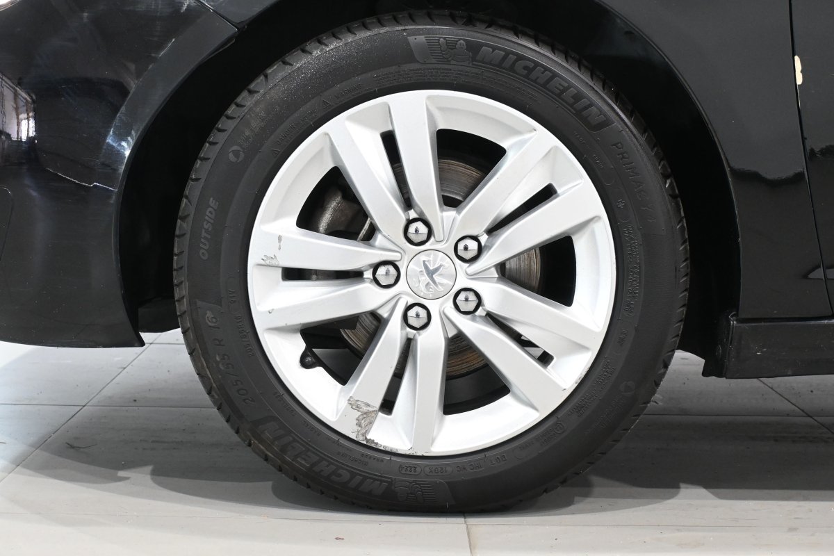 Foto Peugeot 308 SW 28