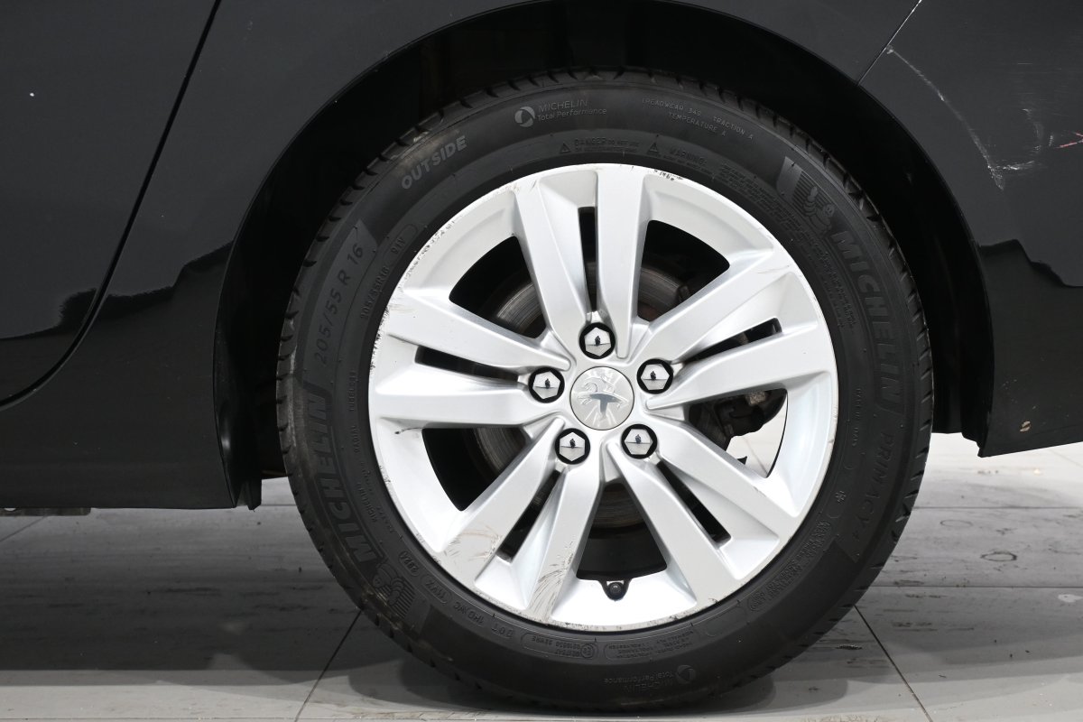 Foto Peugeot 308 SW 29