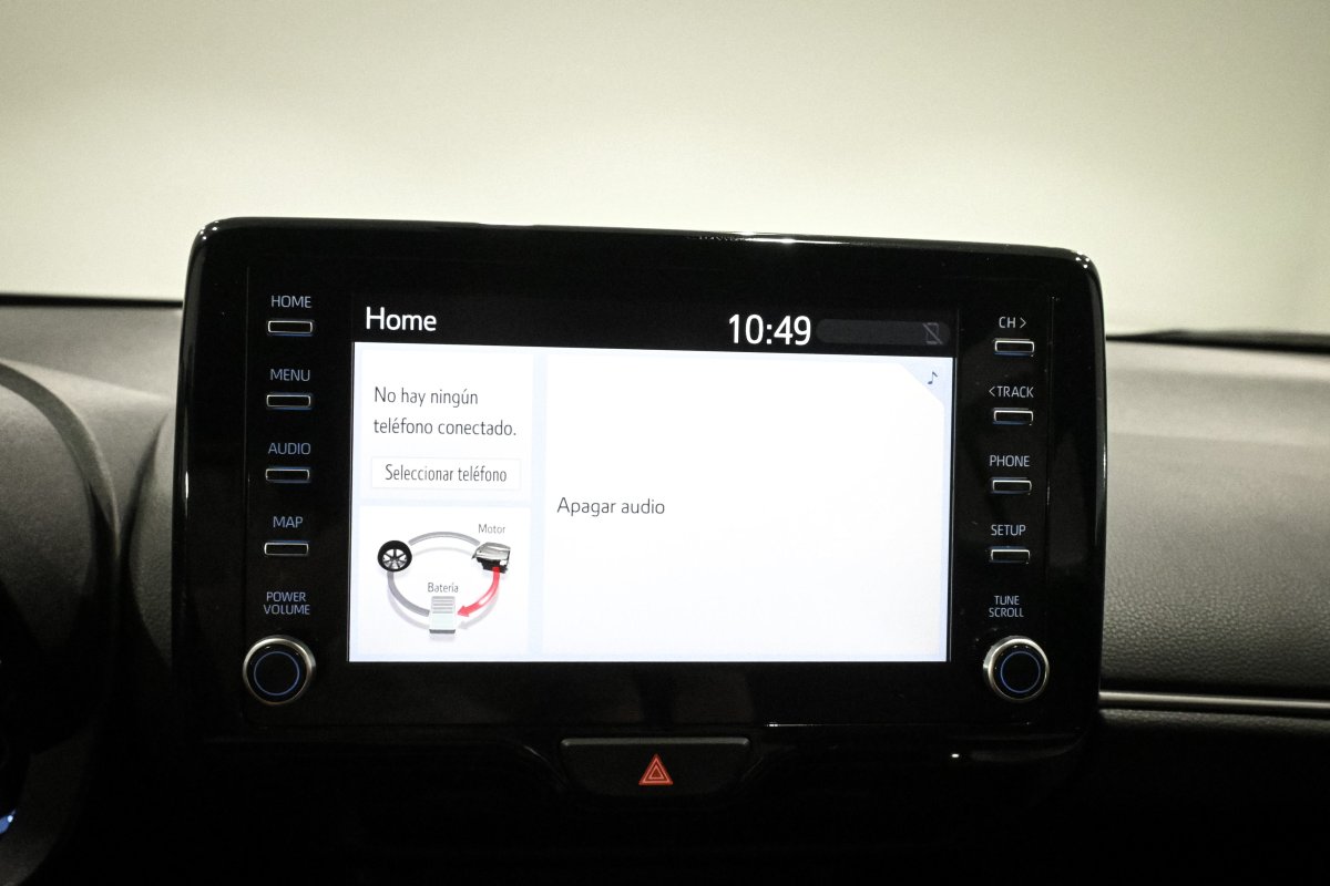 Foto Toyota YARIS CROSS  15