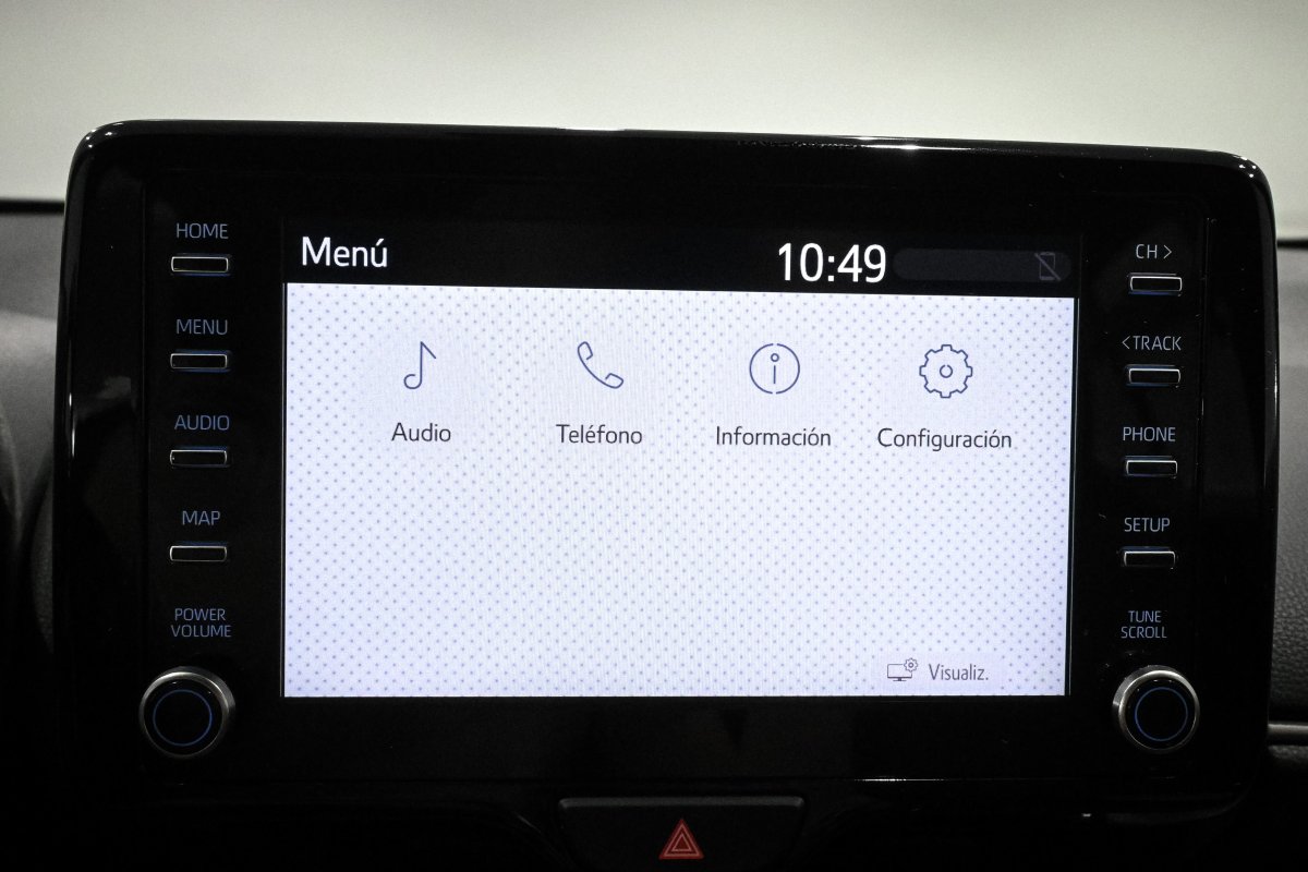 Foto Toyota YARIS CROSS  13