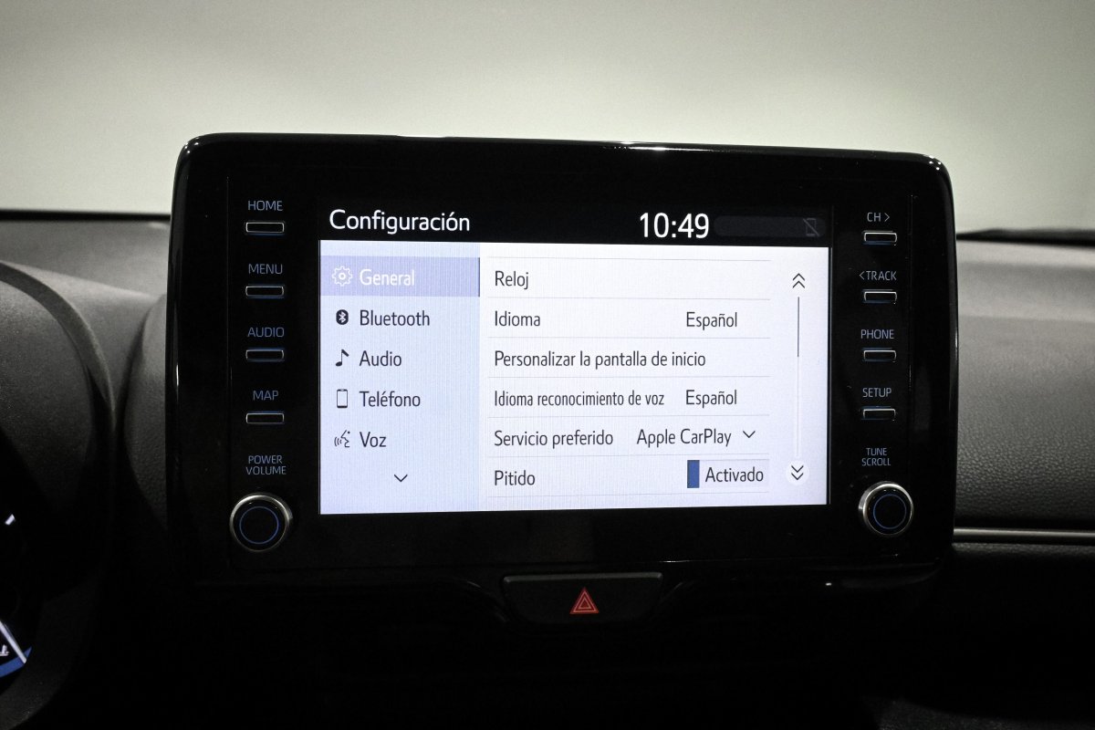 Foto Toyota YARIS CROSS  17