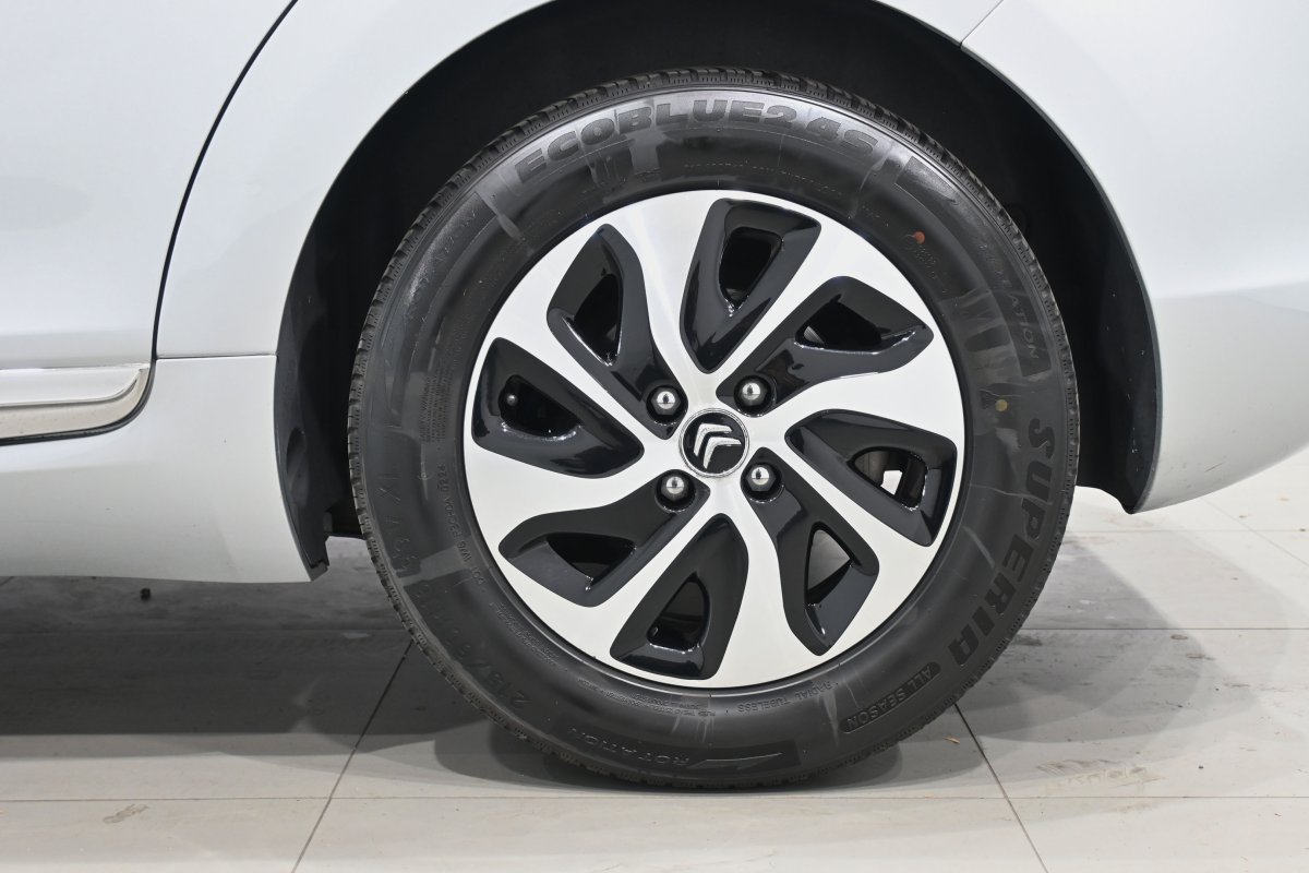 Foto Citroen DS5 28