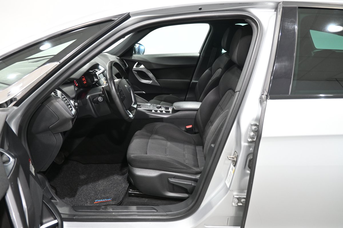 Foto Citroen DS5 10